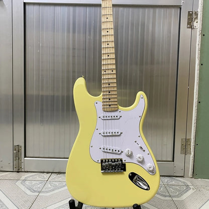 Strat Cream