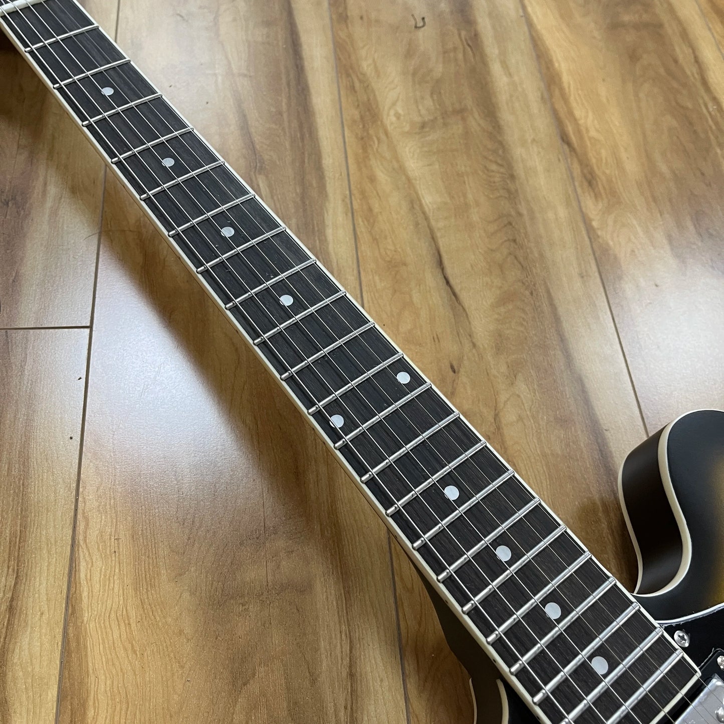 335 Semihollow