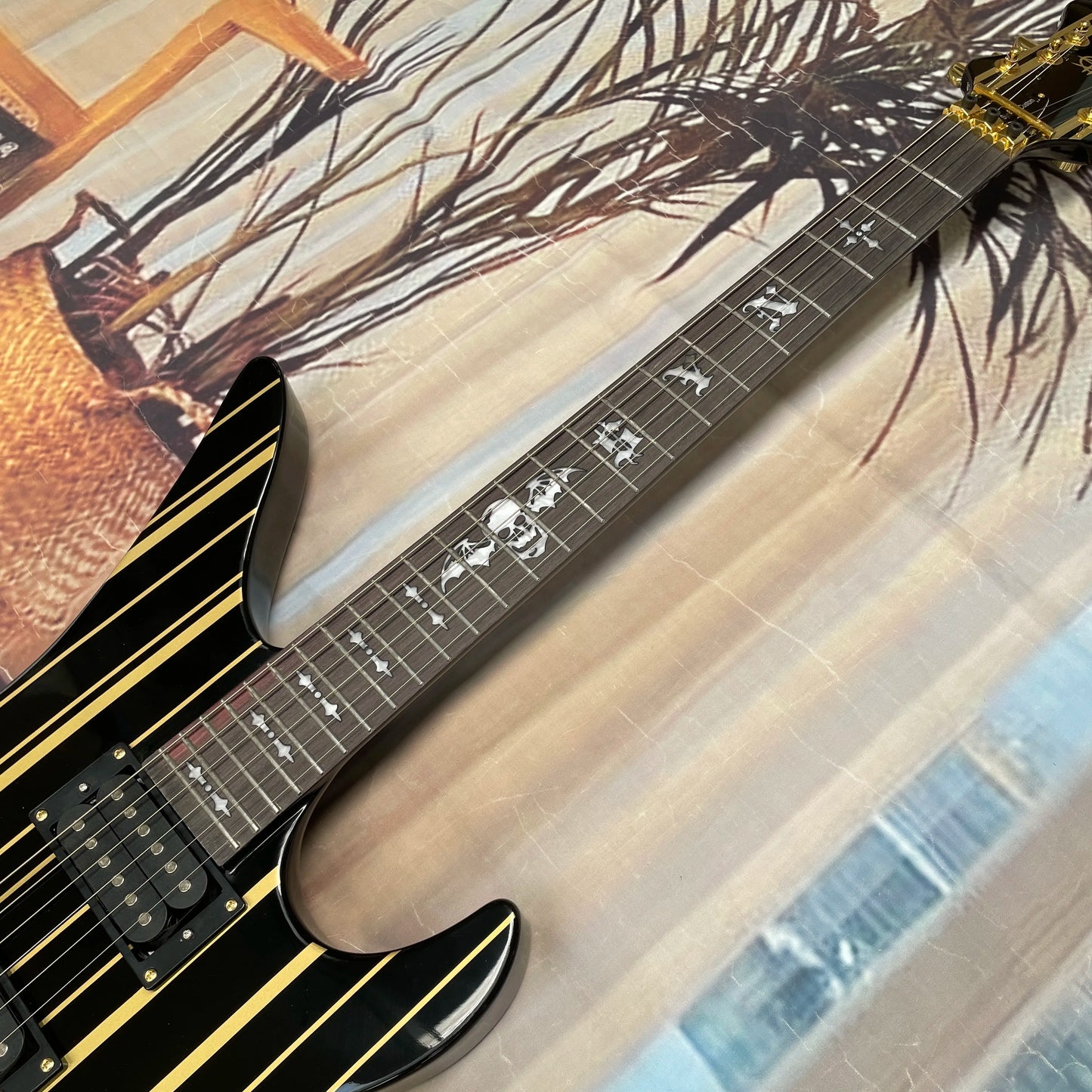 Synyster Black/Gold