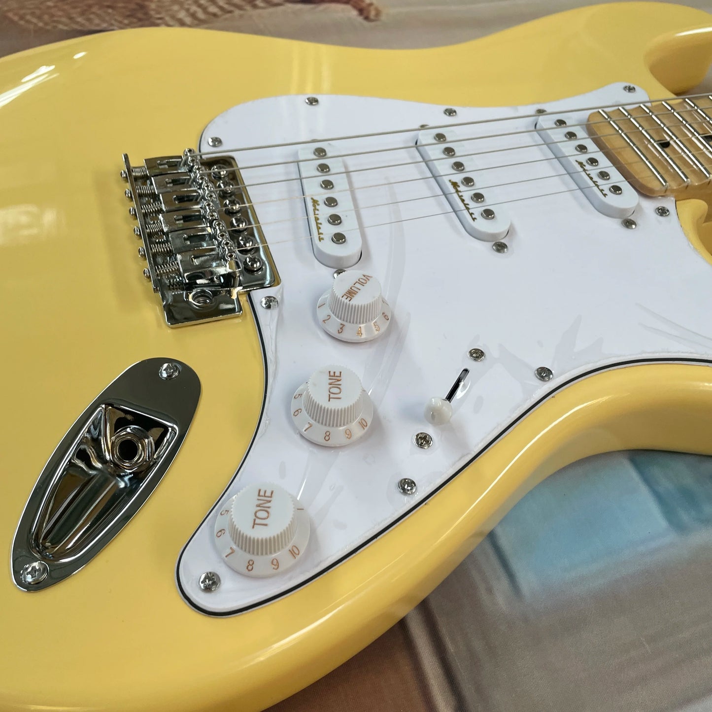 Malmsteen Yellow
