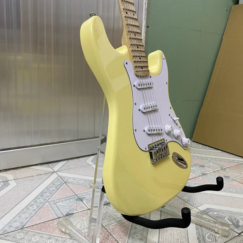 Strat Cream