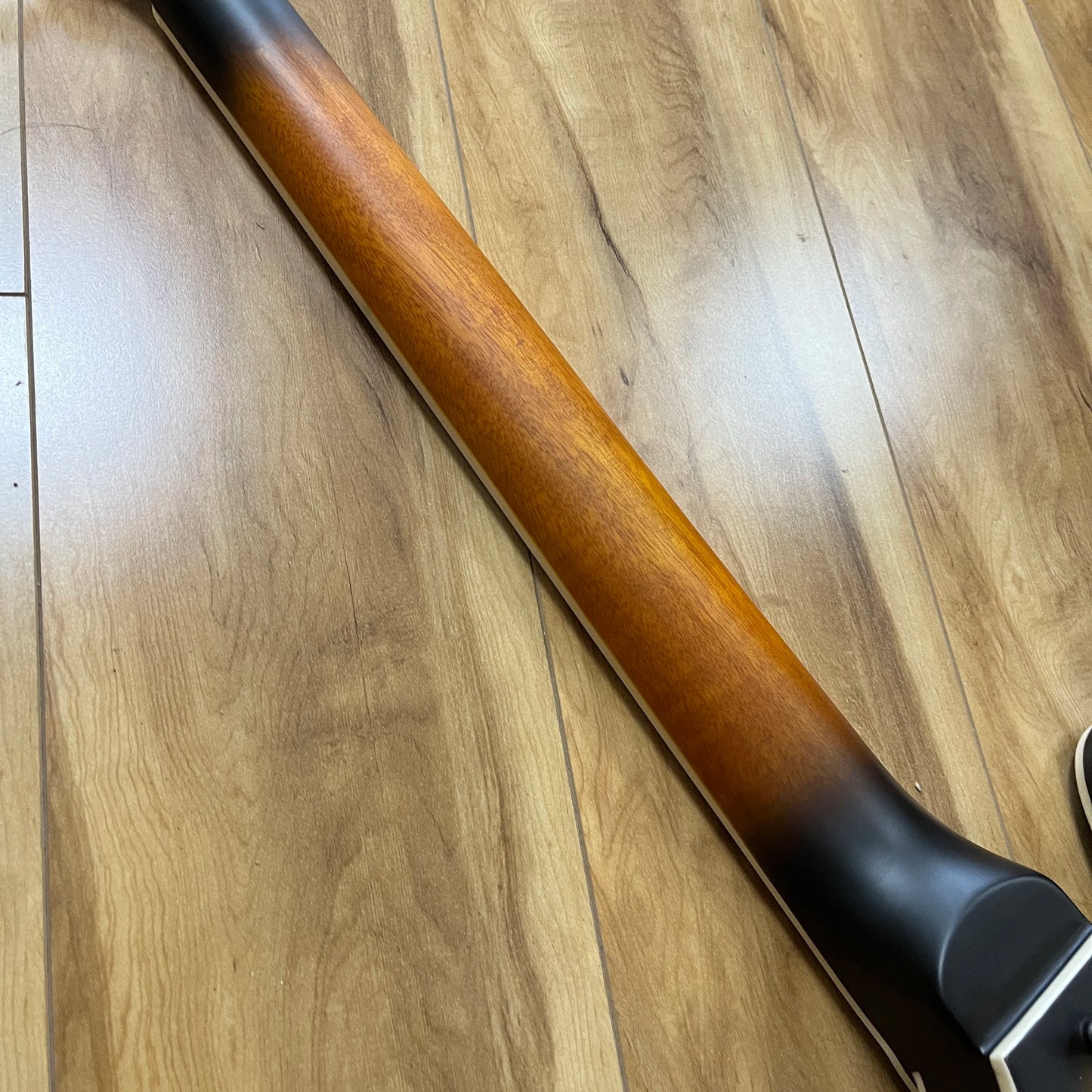 335 Semihollow